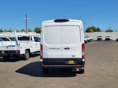 New 2026 Ford Transit 250 148 Medium Roof w/ Load Area Protection Package RWD image 5