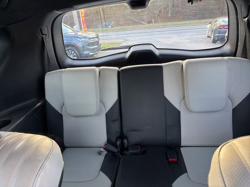 Used 2019 INFINITI QX80 Limited w/ All-Season Package AWD/4WD image 11