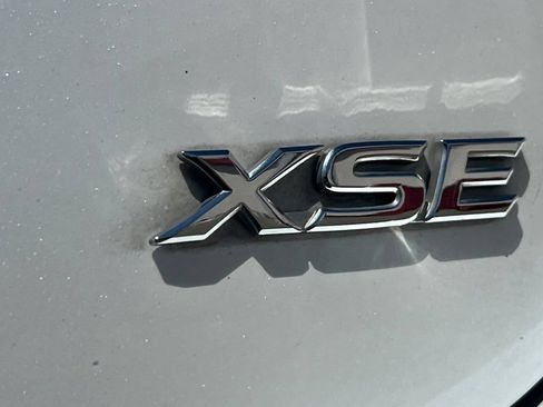 Used 2023 Toyota Camry XSE FWD image 27