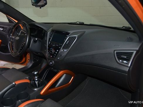 Used 2016 Hyundai Veloster Turbo w/ Option Group 04 image 11