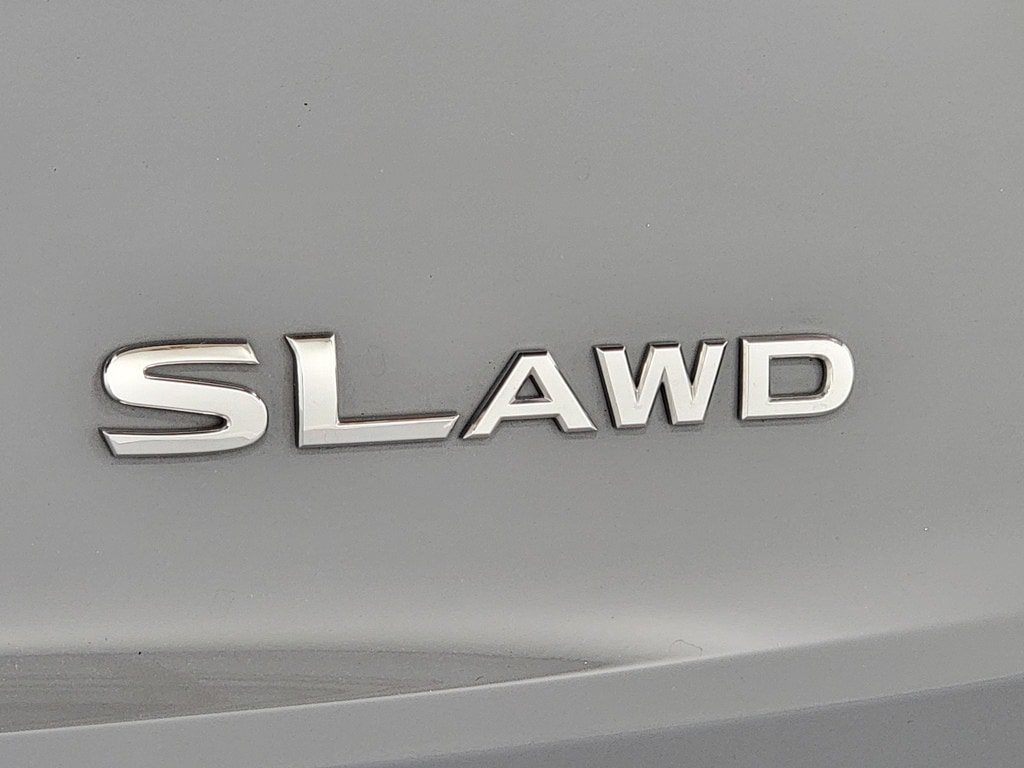 Used 2021 Nissan Rogue SL w/ Premium Package AWD/4WD image 9