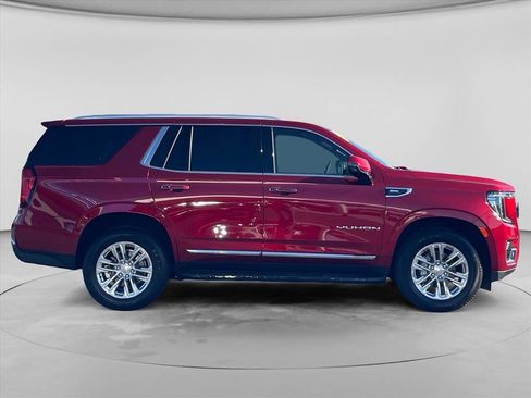Used 2023 GMC Yukon SLT w/ SLT Luxury Package RWD image 8