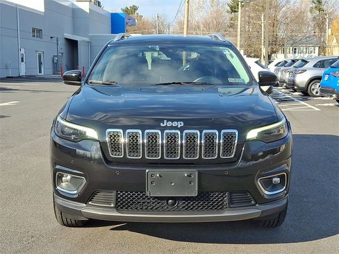 Used 2021 Jeep Cherokee Limited image 2