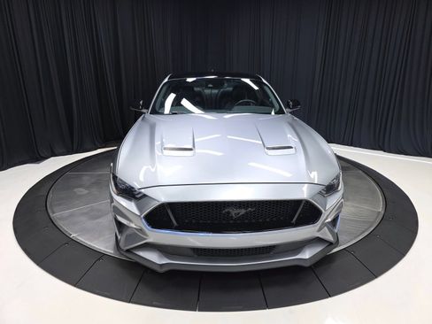 Used 2022 Ford Mustang GT Premium w/ Black Accent Package RWD image 7