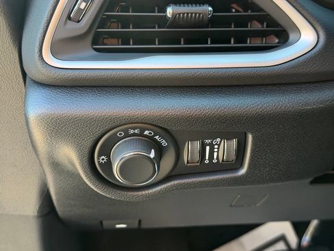New 2026 Chrysler Voyager LX FWD image 16