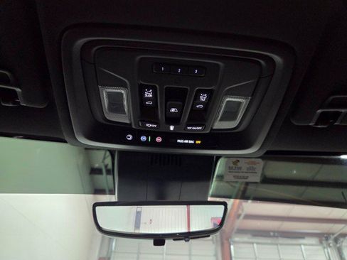 Used 2024 GMC Sierra 2500 AT4 w/ AT4 Premium Plus Package AWD/4WD image 67
