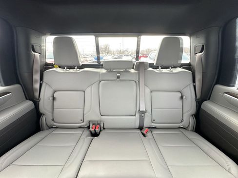 Used 2025 Chevrolet Silverado 2500 LT w/ Z71 Chrome Sport Edition image 22