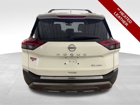 Used 2023 Nissan Rogue SL w/ SL Premium Package image 5