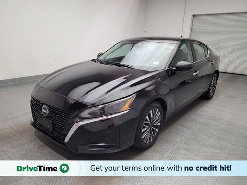 Used 2025 Nissan Altima 2.5 SV FWD image 1