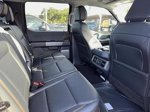 New 2026 Ford F250 Lariat w/ Black Appearance Package AWD/4WD image 18