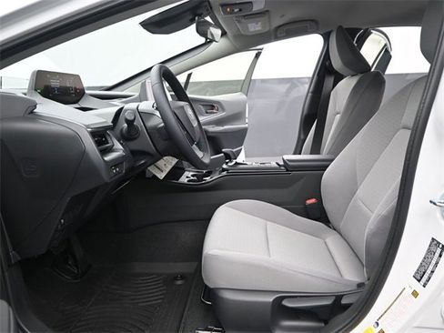 New 2026 Toyota Prius LE image 10
