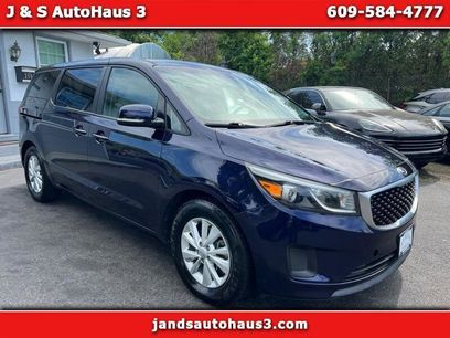 Used 2018 Kia Sedona LX