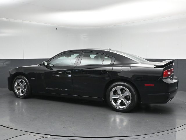 Used 2013 Dodge Charger R/T RWD image 5