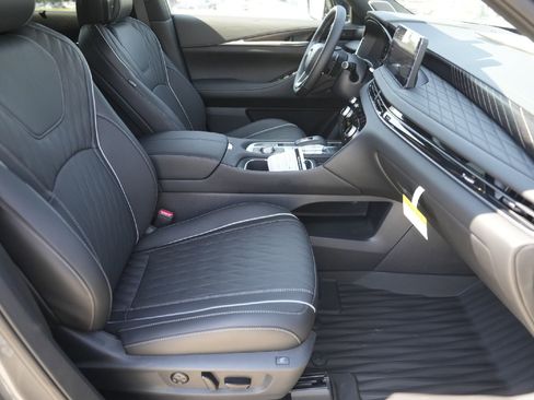 New 2026 INFINITI QX60 Autograph w/ Dark Cargo Package image 14