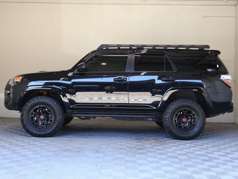 Used 2022 Toyota 4Runner TRD Pro AWD/4WD image 7