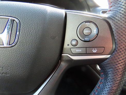 Used 2024 Honda Passport TrailSport image 35