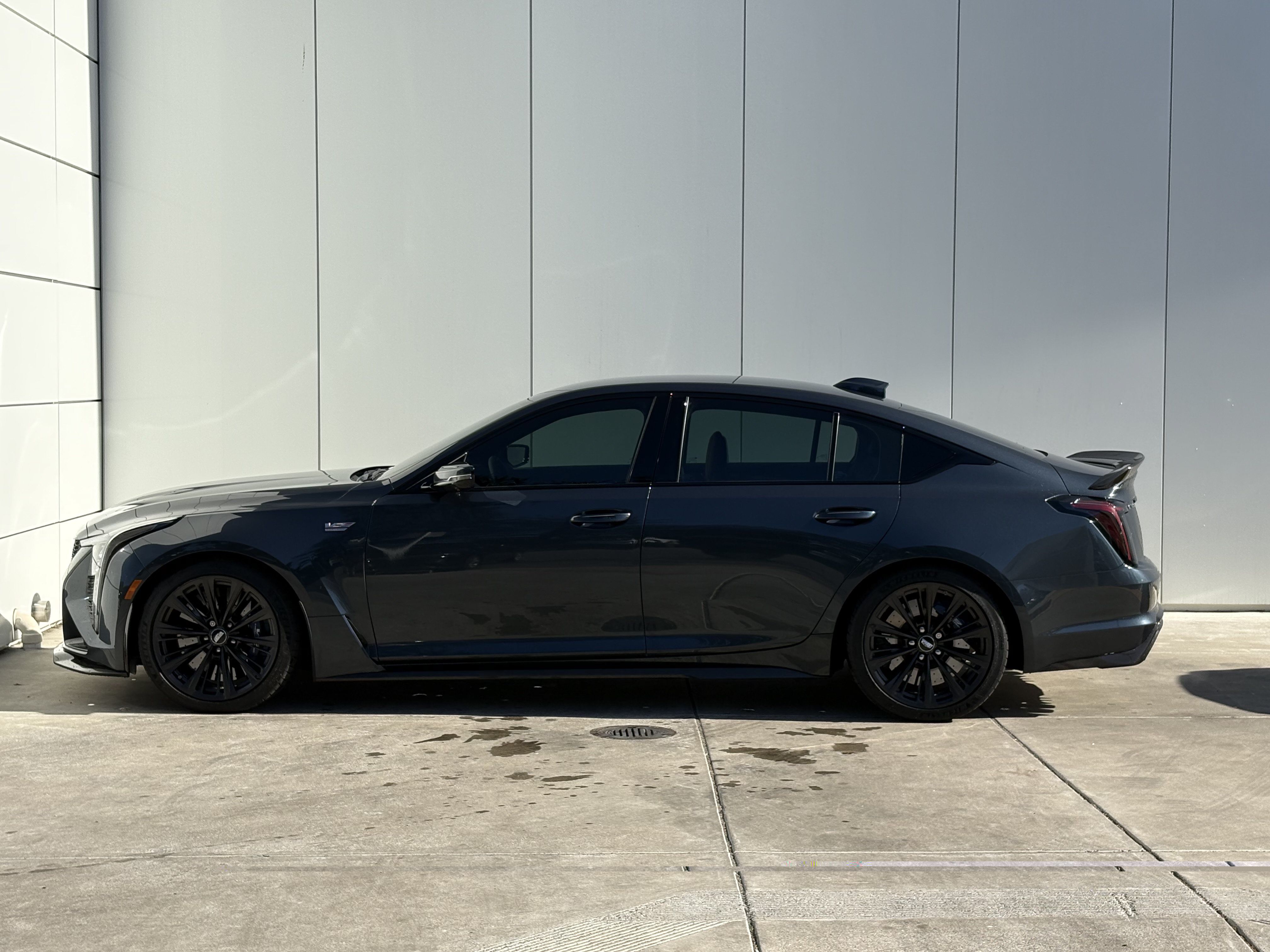 Used 2026 Cadillac CT5 V Blackwing w/ Precision Package RWD image 4