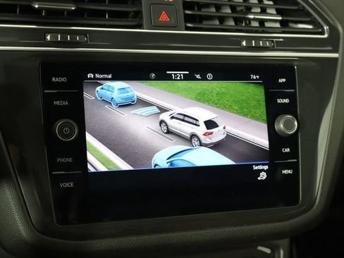 Used 2023 Volkswagen Tiguan SE R-Line AWD/4WD image 31