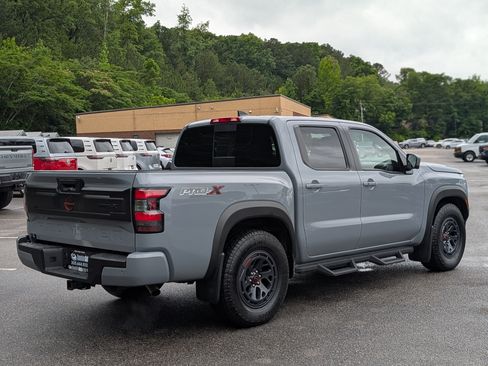Used 2026 Nissan Frontier Pro-X w/ Pro-X Convenience Package RWD image 9