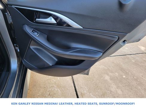 Used 2018 INFINITI QX30 Premium w/ Cargo Package image 48