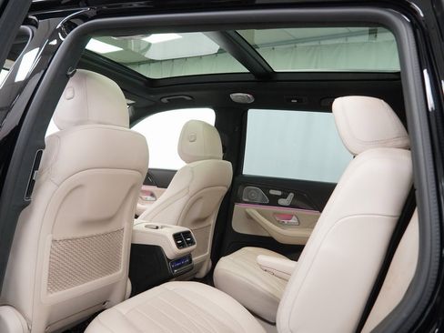 Used 2021 Mercedes-Benz GLS 63 AMG 4MATIC image 25