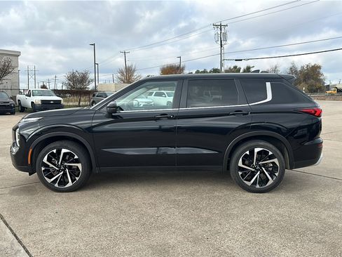 Used 2024 Mitsubishi Outlander SE image 5