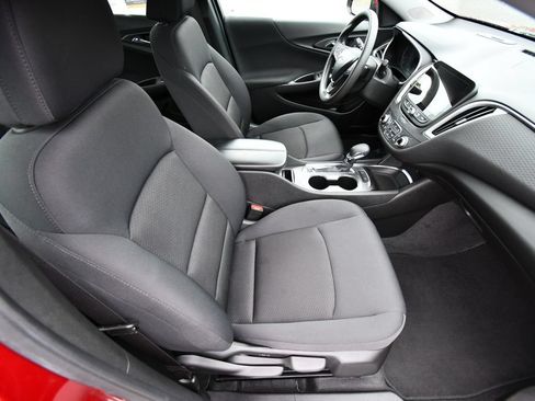 Used 2025 Chevrolet Malibu LT FWD image 20