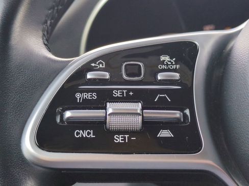 Used 2022 Mercedes-Benz GLC 300 GLC 300 w/ Driver Assistance Package image 25