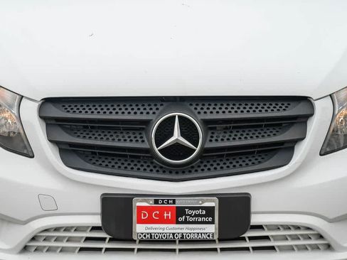 Used 2016 Mercedes-Benz Metris Passenger w/ Active Safety Plus Package image 5