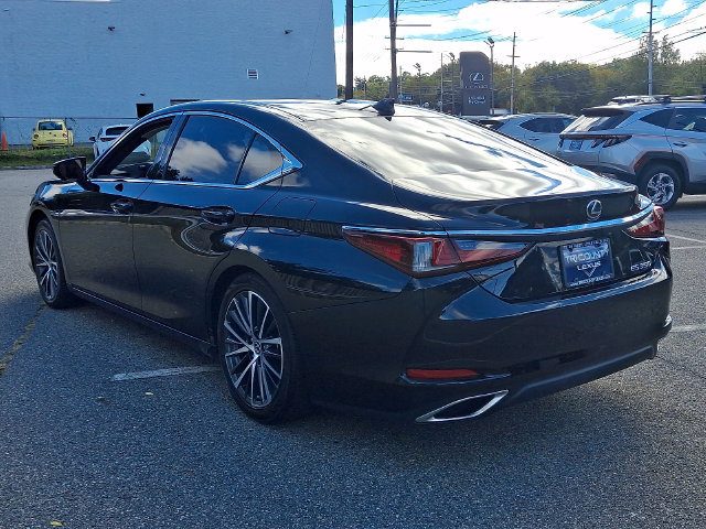Used 2024 Lexus ES 350 w/ Premium Package FWD image 6