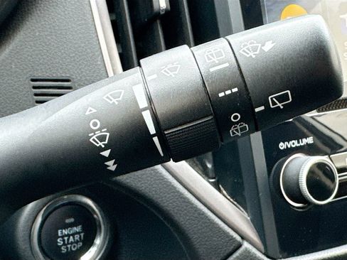 Used 2022 Subaru Forester Limited AWD/4WD image 13