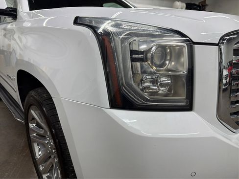 Used 2018 GMC Yukon SLT w/ Premium Edition RWD image 48