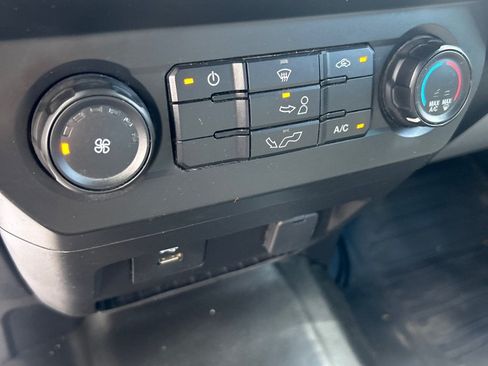 Used 2020 Ford F150 XL w/ Equipment Group 101A Mid RWD image 13