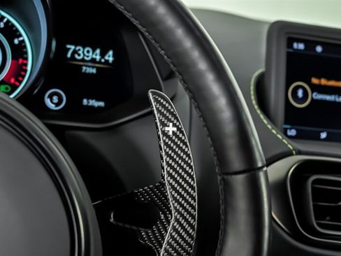 Used 2023 Aston Martin V8 Vantage Coupe RWD image 24