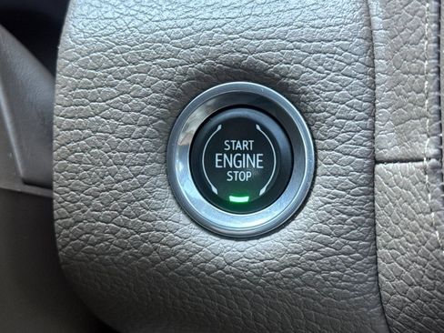 Used 2022 GMC Yukon XL Denali w/ Max Trailering Package AWD/4WD image 23