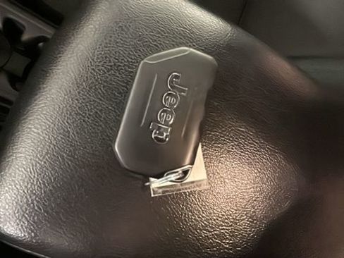 Used 2021 Jeep Wrangler Sport AWD/4WD image 25
