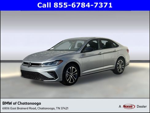 Used 2025 Volkswagen Jetta Sport image 1