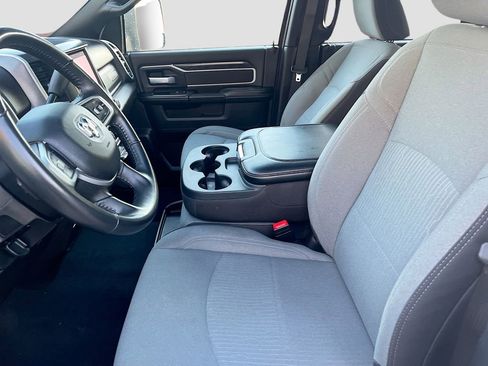 Used 2024 RAM 3500 Big Horn AWD/4WD image 19