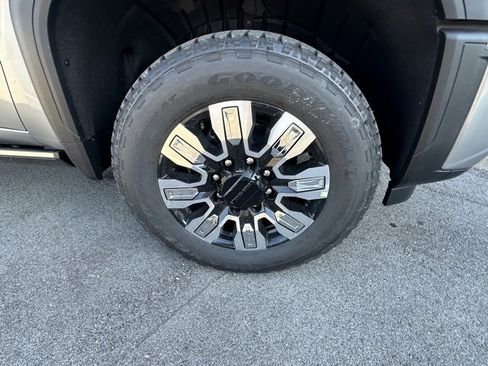 New 2026 GMC Sierra 2500 Denali w/ Denali Reserve Package image 3