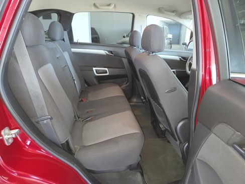 Used 2012 Chevrolet Captiva Sport LT FWD image 24