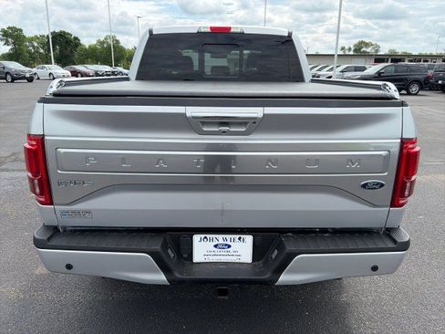 Used 2015 Ford F150 Platinum w/ Equipment Group 701A Luxury AWD/4WD image 4