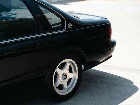 Used 1996 Chevrolet Impala SS image 4