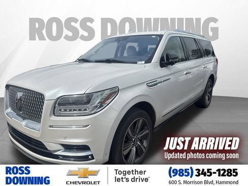 Used 2019 Lincoln Navigator L Select w/ Technology Package RWD image 1