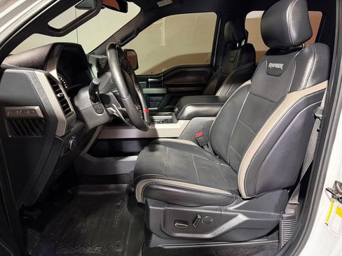 Used 2017 Ford F150 Raptor w/ Equipment Group 802A Luxury AWD/4WD image 9