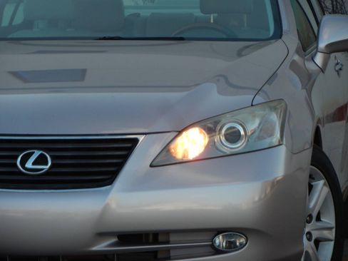 Used 2007 Lexus ES 350 w/ Premium Pkg FWD image 4