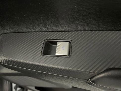 Used 2024 Mitsubishi Outlander SE image 22