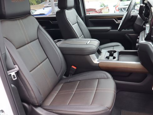 New 2025 Chevrolet Silverado 2500 High Country w/ Technology Package image 28