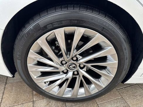 Used 2022 Lexus ES 350 Ultra Luxury image 33