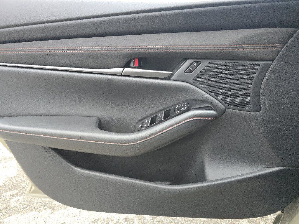 Used 2024 MAZDA MAZDA3 s AWD/4WD image 24