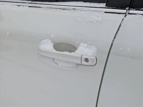 Used 2014 Subaru Forester 2.5i Limited w/ Popular Package #2 image 13